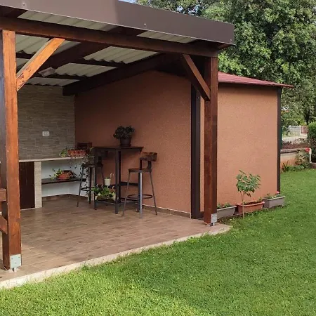 Mia Guest house