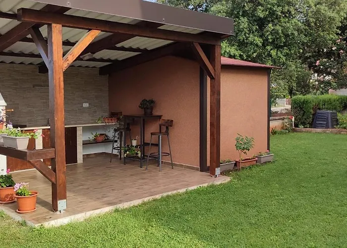 Mia Guest house